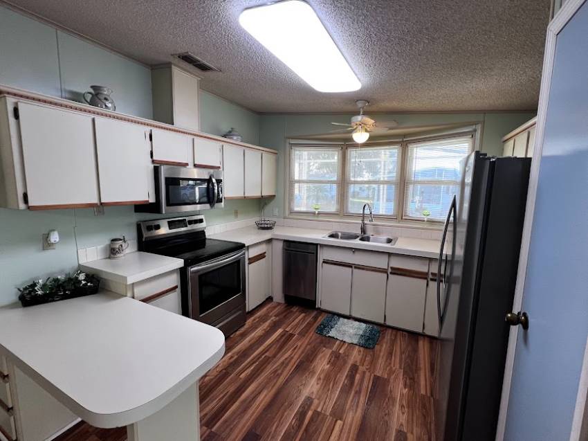 398 Tennis Lane a Winter Haven, FL Mobile or Manufactured Home for Sale